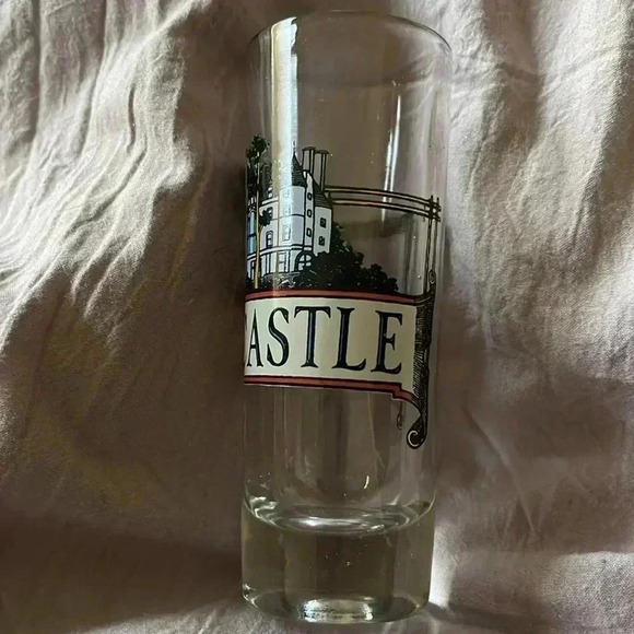 Set of 4 Boldt Castle 2oz Shot Glass 4 1/12” tall NEW - Picture 3 of 3